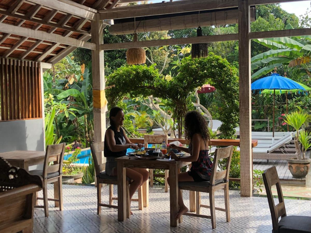Le Biu Garden View Hotel นูซาเลมโบงัน ภายนอก รูปภาพ