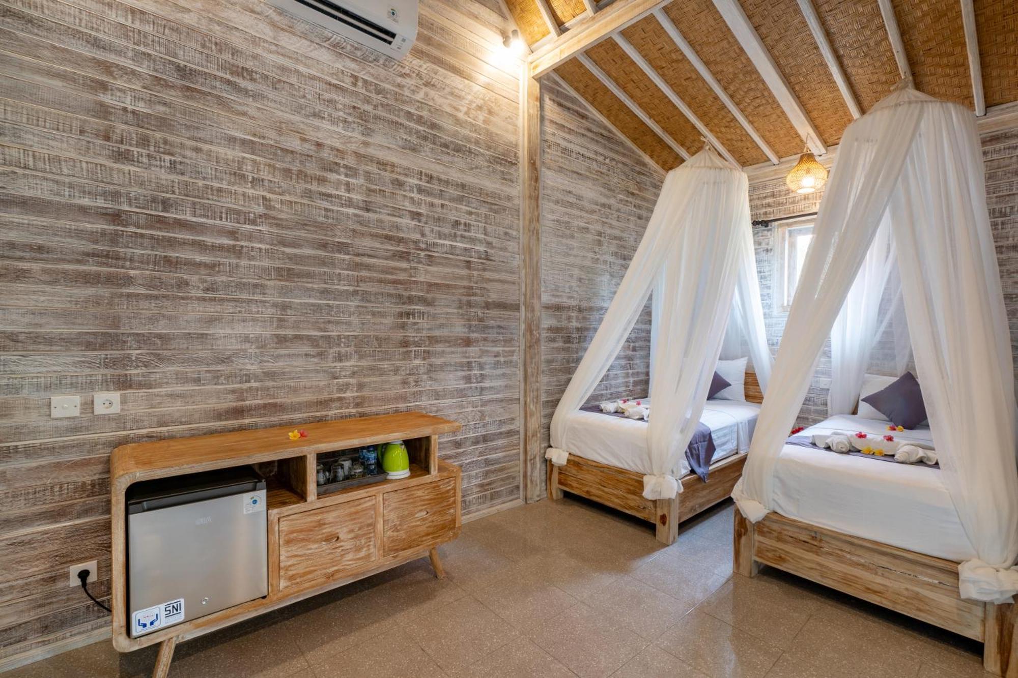 Le Biu Garden View Hotel นูซาเลมโบงัน ภายนอก รูปภาพ