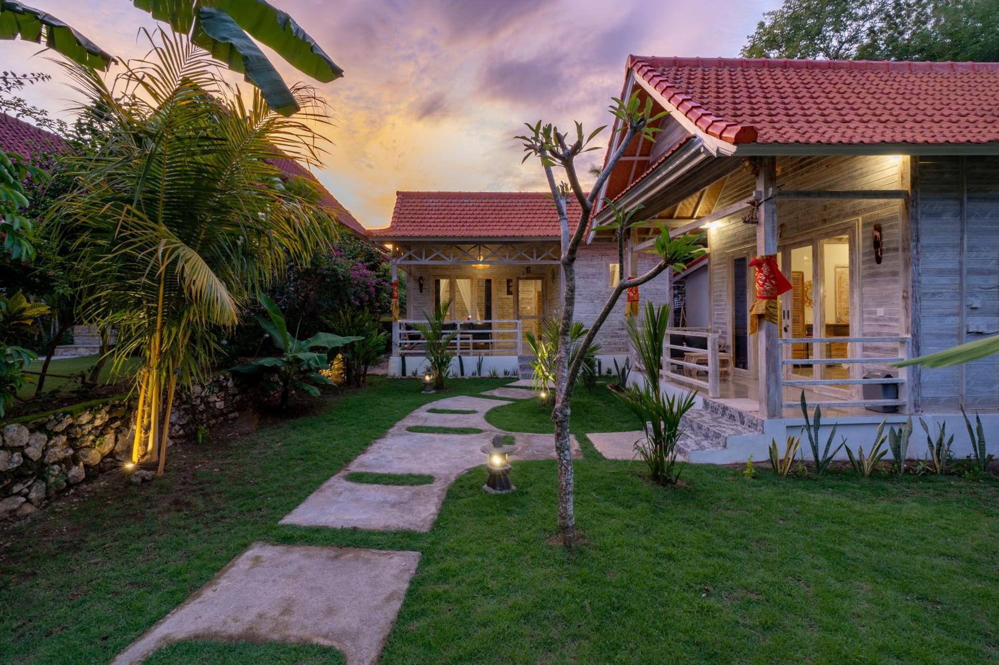 Le Biu Garden View Hotel นูซาเลมโบงัน ภายนอก รูปภาพ