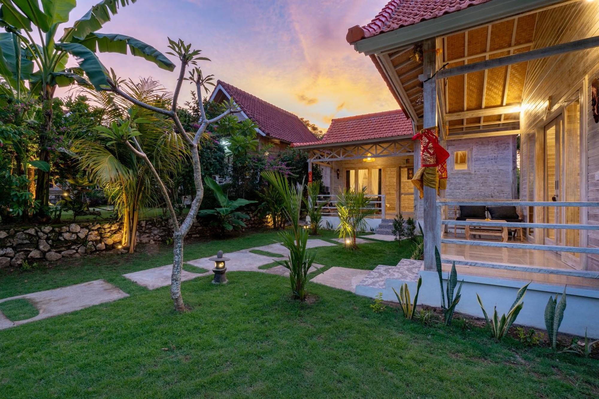 Le Biu Garden View Hotel นูซาเลมโบงัน ภายนอก รูปภาพ
