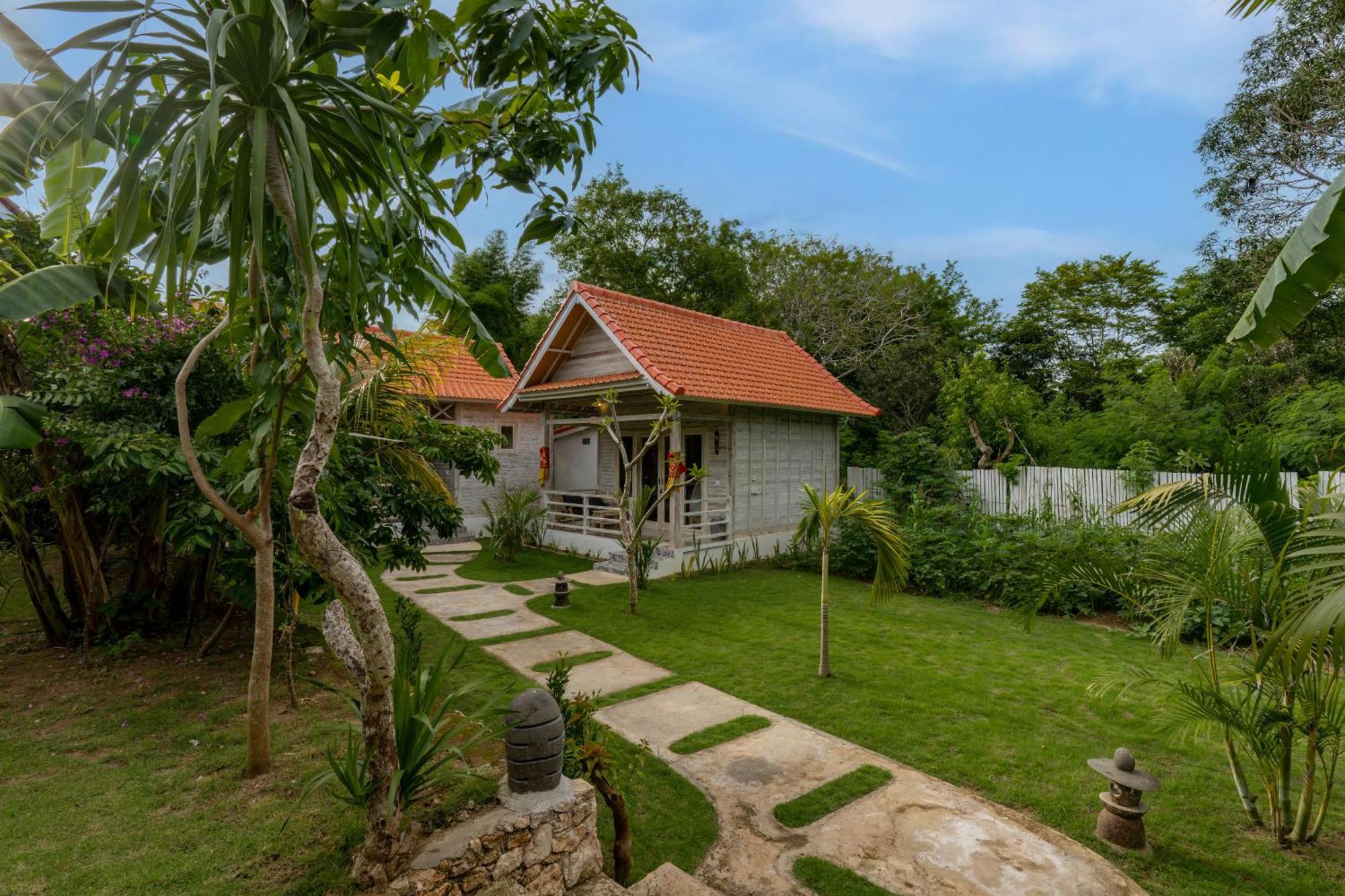 Le Biu Garden View Hotel นูซาเลมโบงัน ภายนอก รูปภาพ