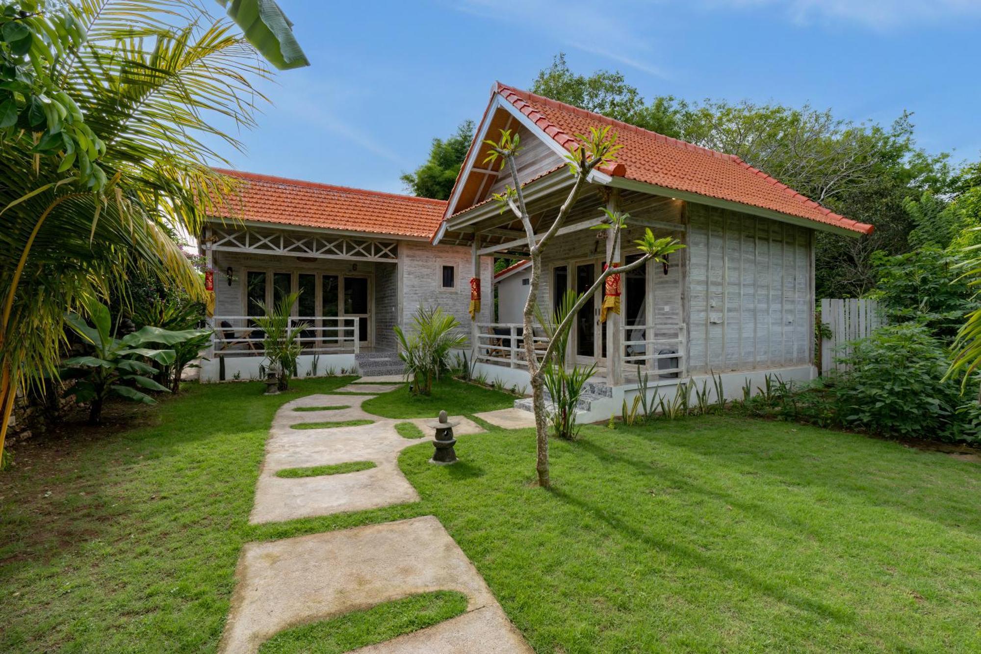 Le Biu Garden View Hotel นูซาเลมโบงัน ภายนอก รูปภาพ